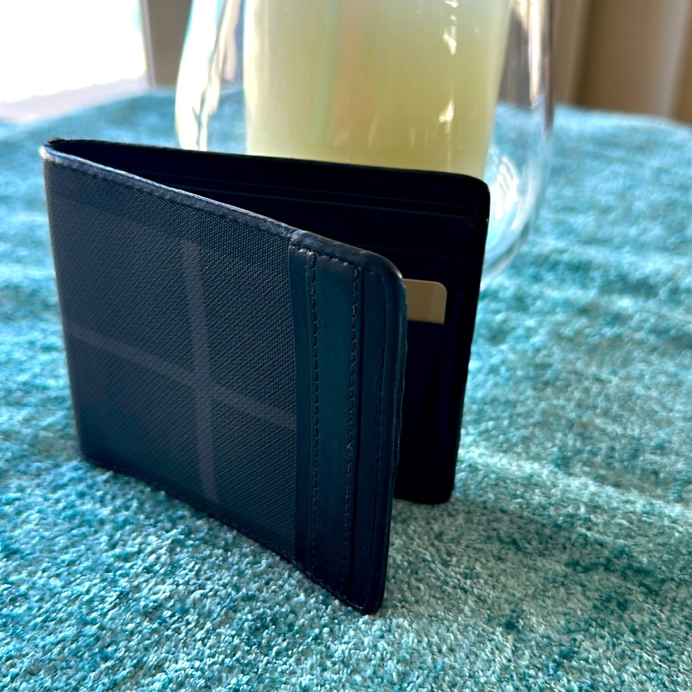 BURBERRY BLACK CHECKED LEATHER WALLET UNISEX - Picture 3 of 10